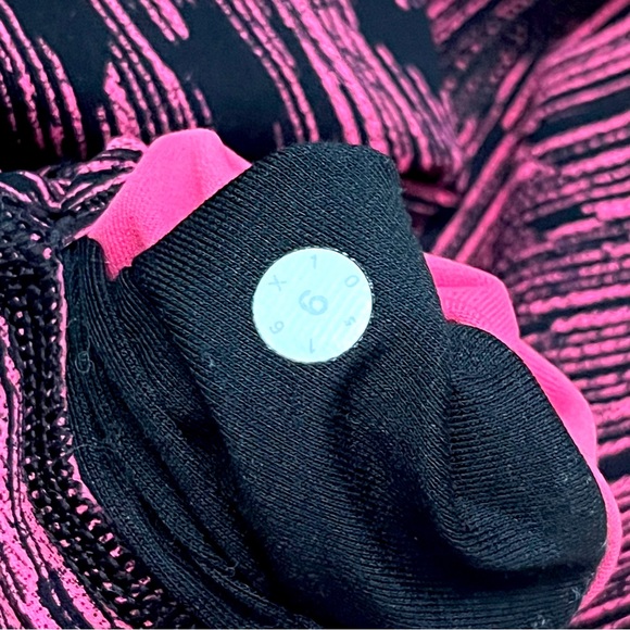 Lululemon High Times Pant/ Leggings - Picture 8 of 9